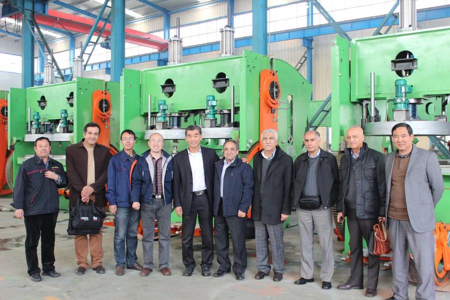 Chiny QINGDAO SHENGHUALONG RUBBER MACHINERY CO.,LTD profil firmy