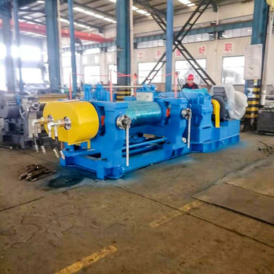 Dia 400mm Rubber Open Mixing Mill 37KW For Rubber Compound Warming